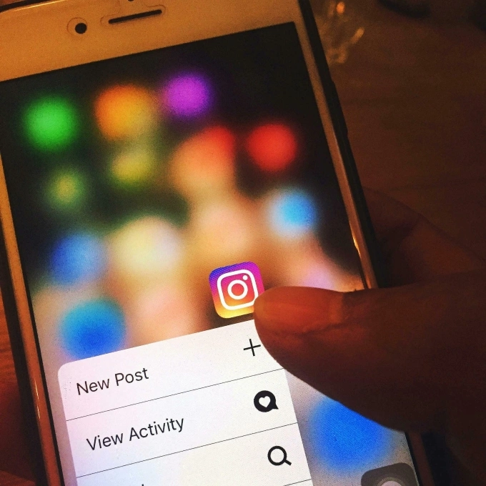 Người dùng Instagram bị tấn công bởi các lệnh cấm không có ý định, sàng lọc AI bị nghi ngờ